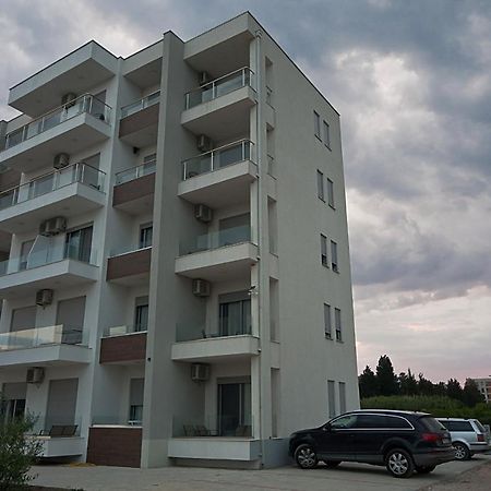 Apartments Jasmina Ούλτσιν Εξωτερικό φωτογραφία