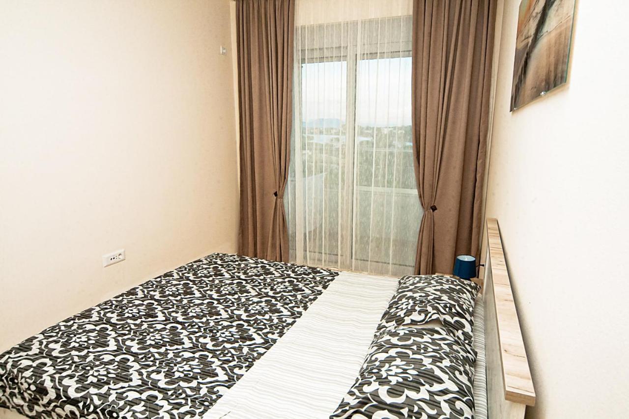 Apartments Jasmina Ούλτσιν Εξωτερικό φωτογραφία